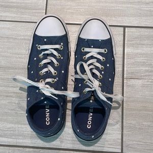 Comfy Converse Sz 10